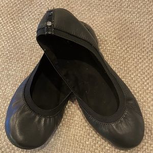 Bandolino ballet shoes